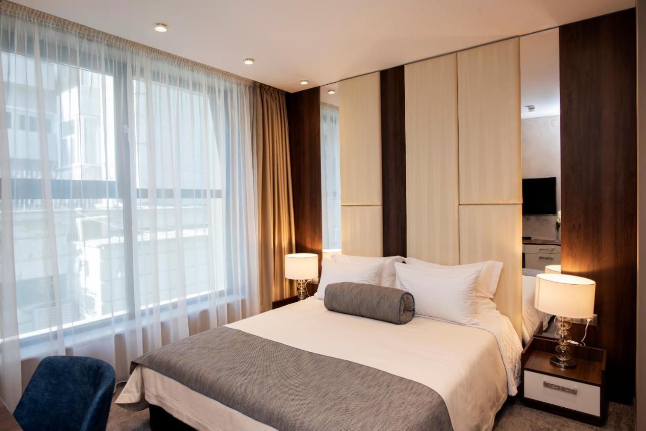 Family Hotel Business Club Shumen Bagian luar foto