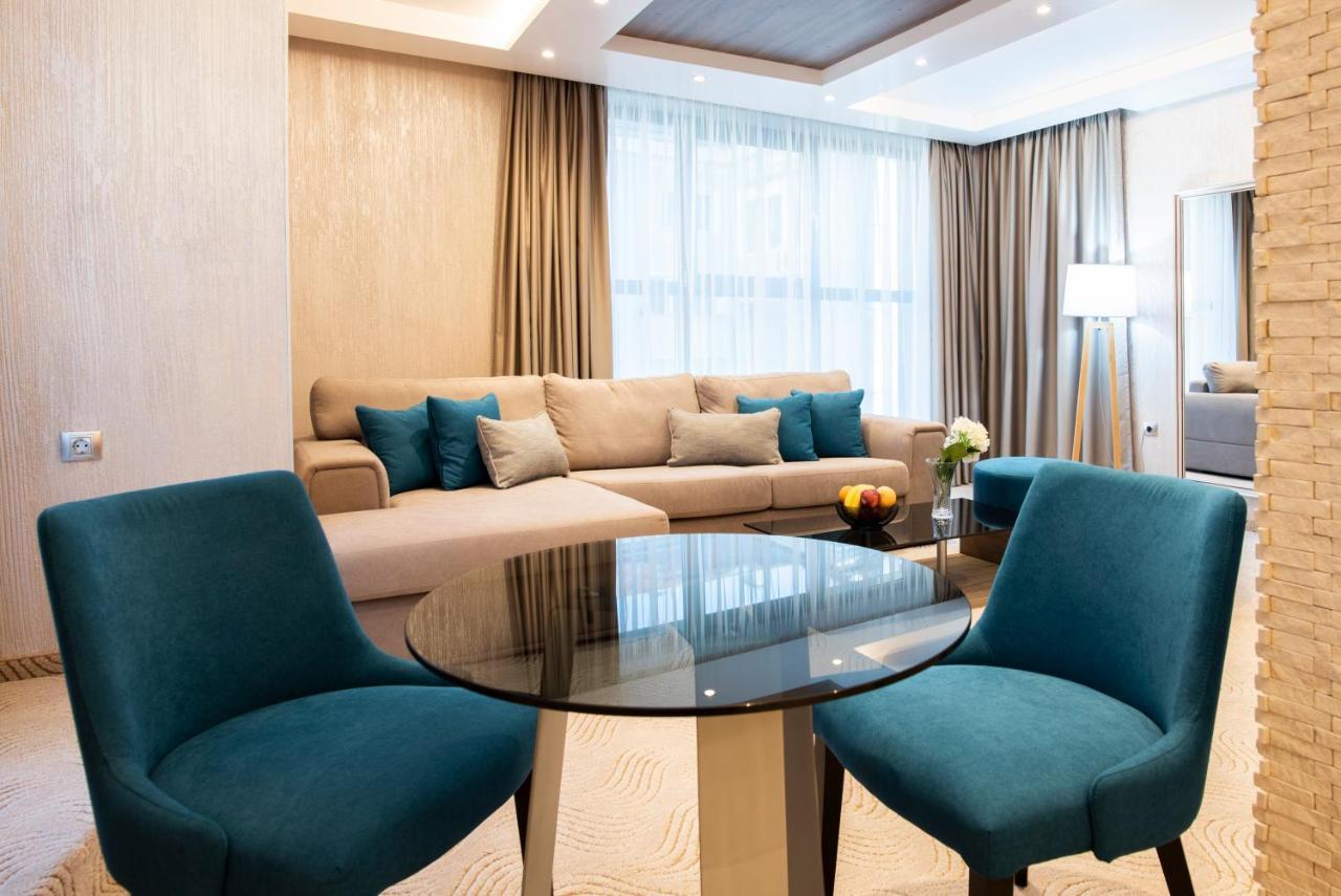 Family Hotel Business Club Shumen Bagian luar foto